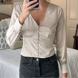 Abercrombie & Fitch White Fitted Long Sleeve Blouse